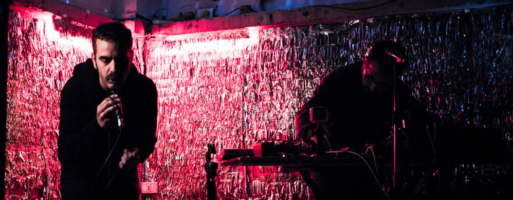 Corsini mezcla poesía contemporánea y música electrónica