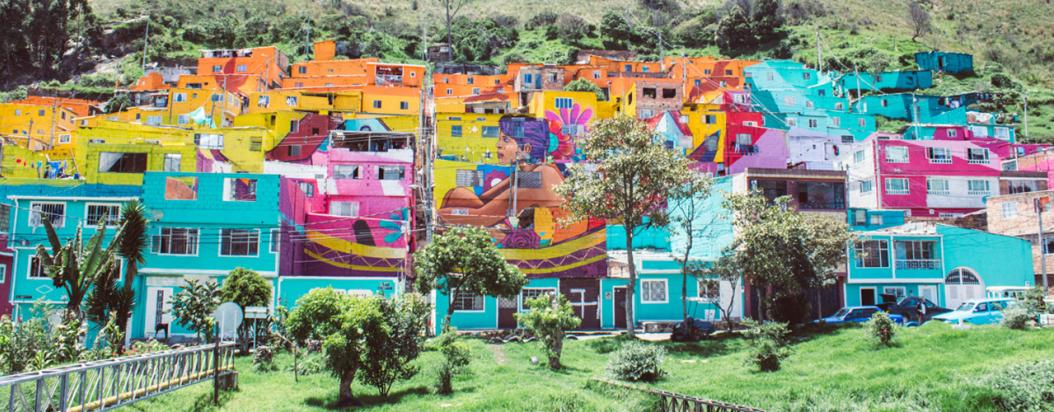 ‘El Rio de la Vida’: 213 fachadas de Los Puentes convertidas en el mural más grande de Bogotá