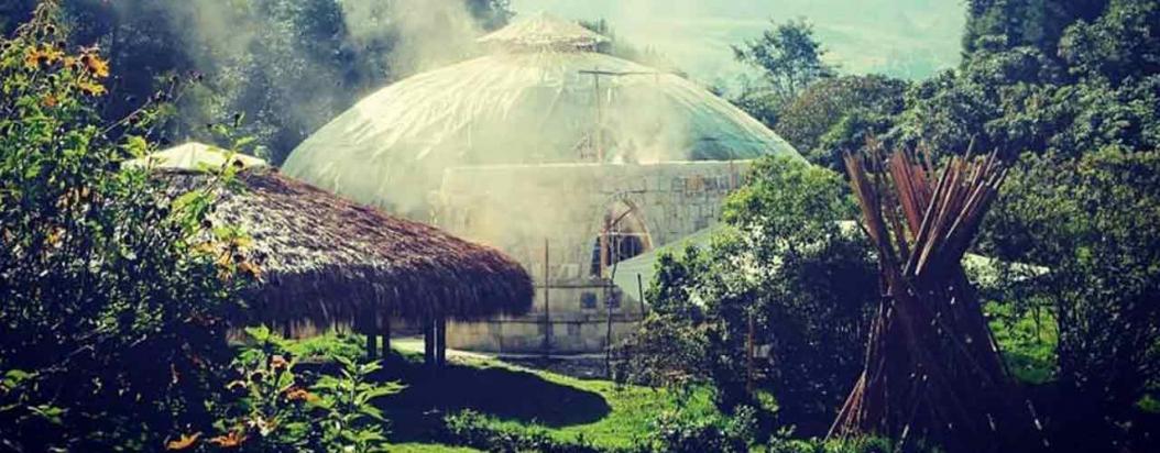 A 40 kilómetros de Bogotá, en el municipio de Granada, la Universidad de Sabiduría Ancestral abrió una sede que ofrece cursos para los interesados en agroecología, cocina ancestral o geometría sagrada.