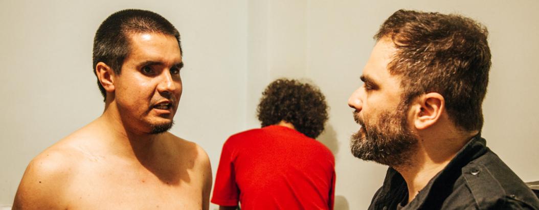 Ojos bien cerrados: una tarde haciendo cine (sin ver) con Spiros Stathoulopoulos