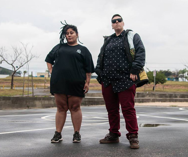 Issa Paz y Sara Donato, dos chicas de Sao Paulo, han vivido en piel los prejuicios de una sociedad que se rige por cánones de belleza que exaltan la delgadez.