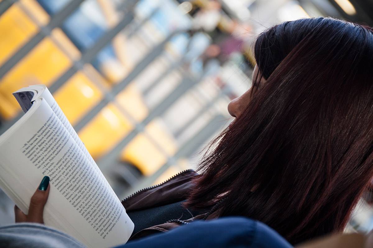 leyendo.jpg
