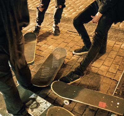 ‘Los niños no están bien’, el relato íntimo de un parche skater manizalita	