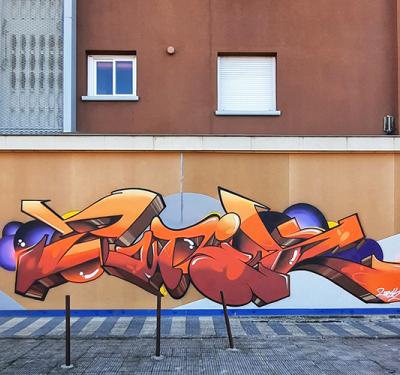 Estricto y riguroso: así es el grafiti de Zurik