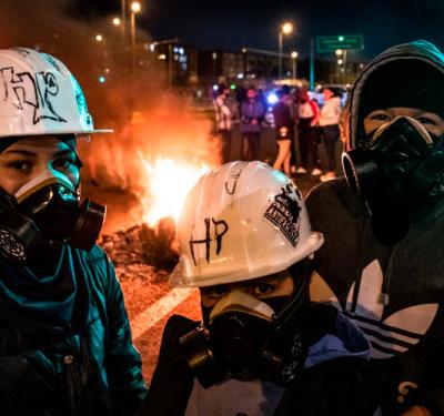 La Pola, Chinche y Caucho Roto, la familia de la primera línea 